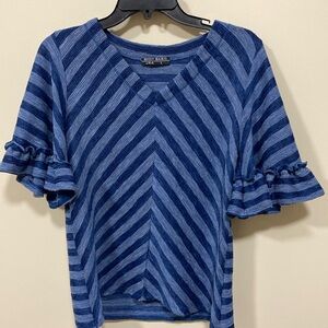 Shop Basic USA short sleeve top small